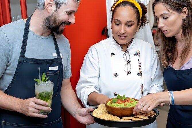 3h Cooking Class in Mexico City: 8 Recipes & Bottomless Drinks - What you sip: margaritas, mezcal, and bottomless drinks (plus options)