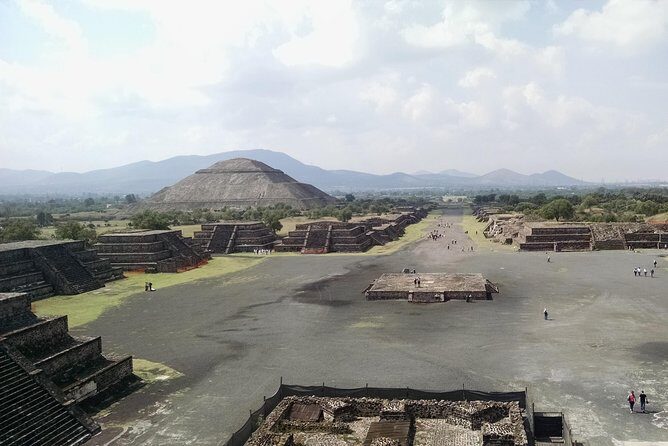 6-Night Best of Central Mexico Tour: Teotihuacan Pyramids, Taxco, Cuernavaca and Puebla from Mexico City - Day 7: airport transfer and the end of the loop