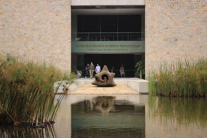 Anthropology Museum Guided Tour - Meeting at Bosque de Chapultepec: how to set yourself up