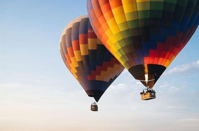 Balloon flight with pyramids tour and transportation from Mexico City - The Tlalocan crafts and liquor tasting stop: cultural flavor without a museum vibe