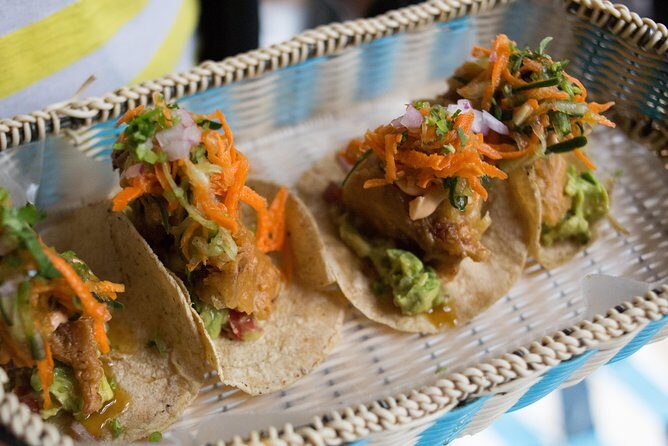 Bike to taste the world's best tacos - Mexico City - La Condesa on two wheels: easy streets, big neighborhood vibes