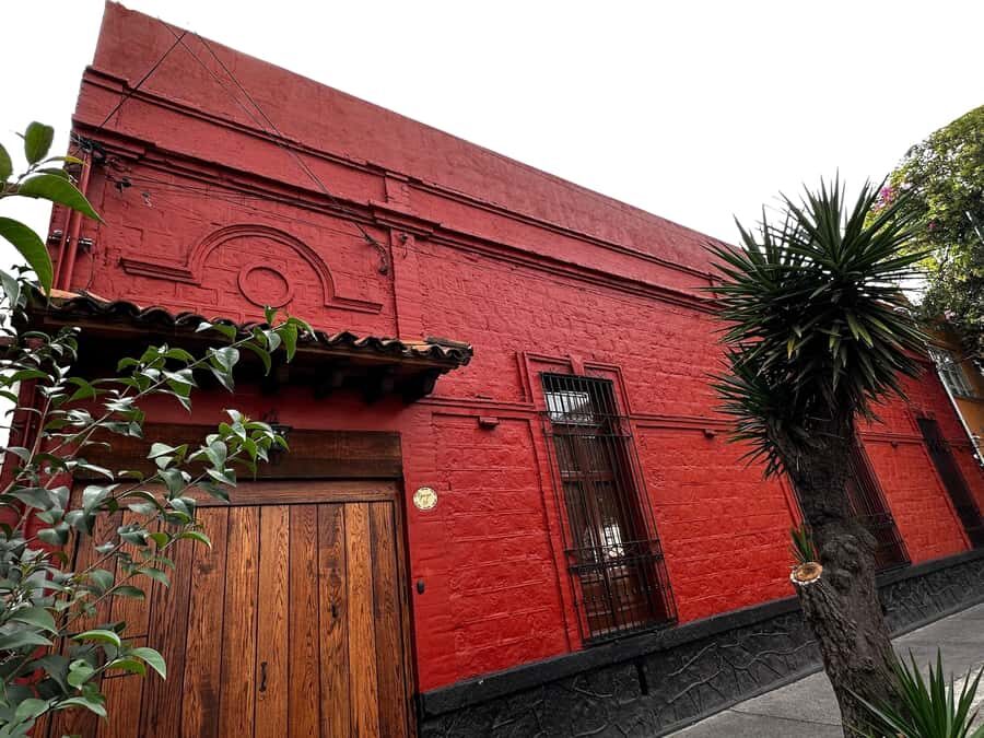 CDMX: Xochimilco, Coyoacan, Frida Kahlo Museum & Murals Tour - The Long-Day Rhythm: Pickup, Bus Time, and Walking Windows