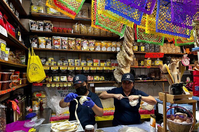 Discover Authentic Mexican Flavors on Oaxaca Food Tour - Why this Oaxaca food tour works better than wandering alone