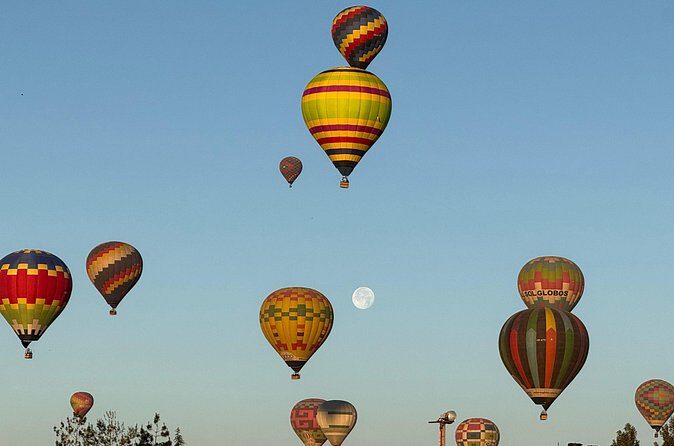 Eternal Experience Balloon flight over the Teotihuacan Pyramids - Price and value: is $250.76 actually fair for a 5-hour day?