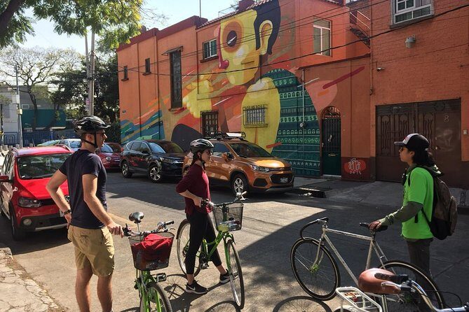 Graffiti & Urban Art Biketour w/ taco stop - Doctores (Colonia Doctores): where the walls feel more raw