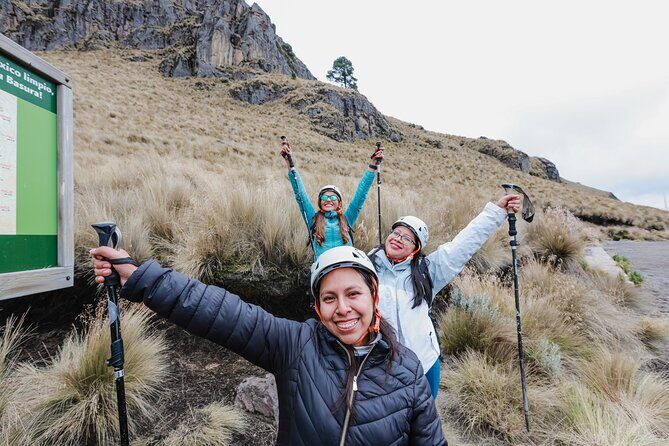 Hiking Tour on the Iztaccíhuatl Volcano from Puebla - Entering the Iztaccíhuatl–Popocatépetl National Park (Stop 1)
