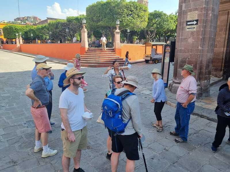 Historical & Cultural Walking Tour of San Miguel de Allende - Casa de Cultura Banamex and Casa del Mayorazgo de la Canal: Where Old Power Meets Culture
