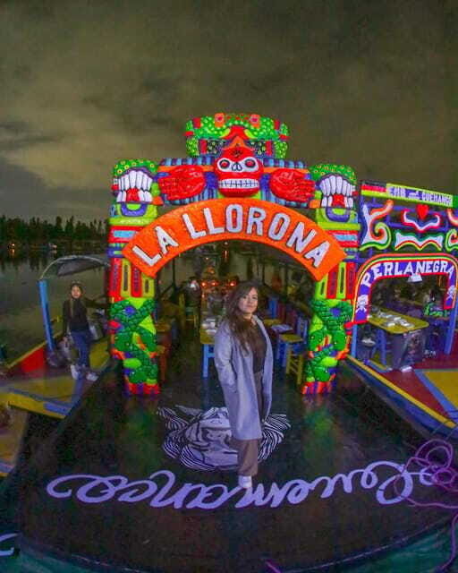 La Llorona, Live Show in the Canals of Xochimilco. - The Live Legend: Pre-Hispanic Dance, Original Music, and the Moonlit Mood
