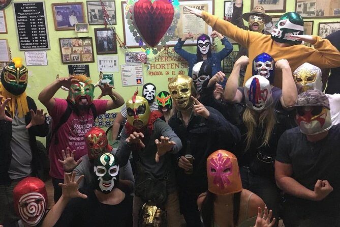Lucha Libre Experience in Mexico City - Stop 1: Pulquería La Hija De Los Apaches and the pulque experience