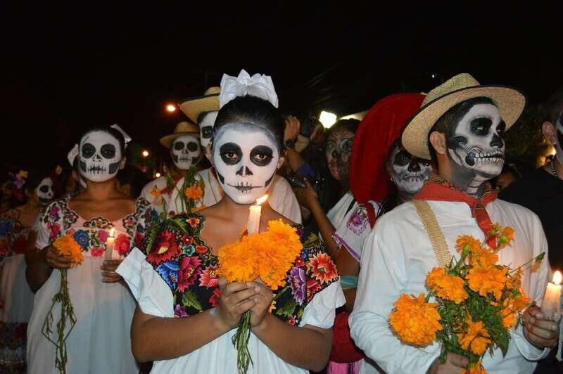 Mexico City: Day of the Dead Guided Tour - Pickup Spots: Where the Day Starts (and How Not to Lose Time)