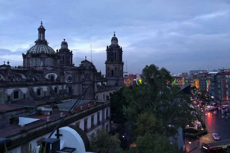 Mexico City: Double Decker Bus Night Tour - The big idea: why a double-decker bus night tour works