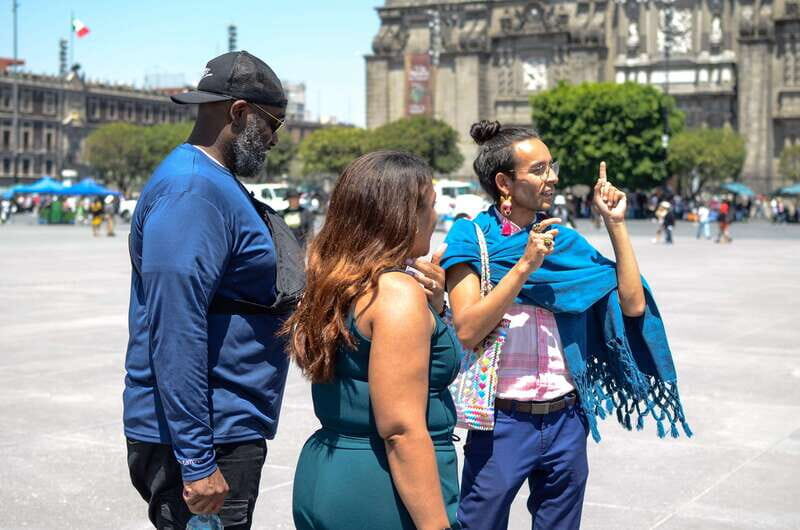 Mexico City: Zocalo Tacos Tour by Michelin-Star Chef Torres - The First Tasting Stops: How You Start With Flavor (Not Randomness)