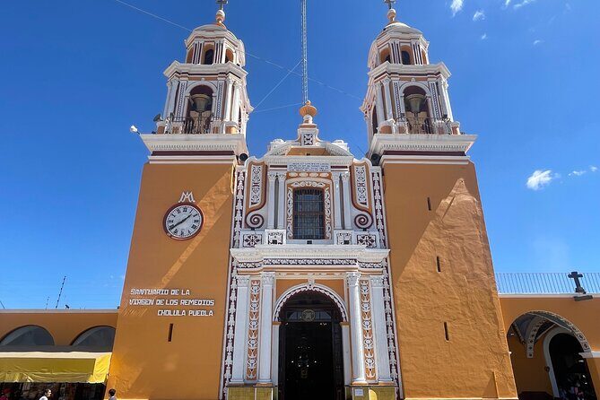Puebla, Cholula & Tonantzintla Day Tour - Stop 1: Santa Maria Tonantzintla and Why Its Façade Feels Personal