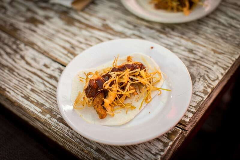 San Miguel: Evening Food Tour - The Meeting Point and Small-Group Pace (No Pickup)