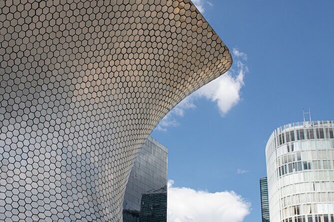 Soumaya Museum: the Master of Mexican and Western Art - Why the Soumaya Museum guide feels like the fast route