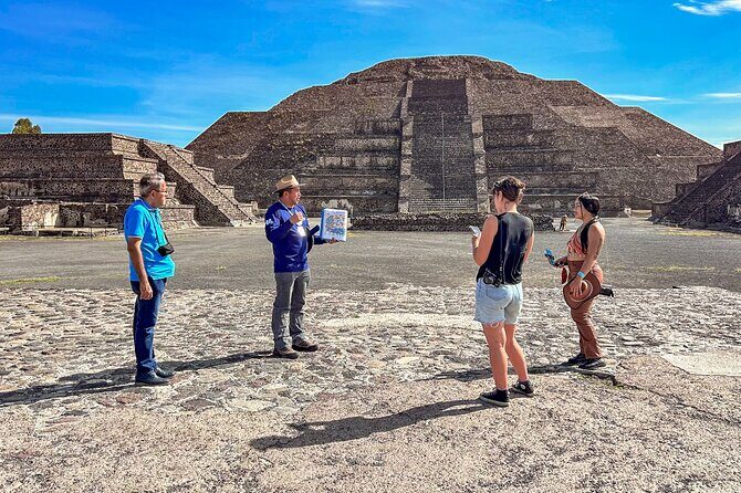 Teotihuacan Early Access Guided Tour with optional Lunch - The guided walk that makes Teotihuacan click: plazas, murals, and major pyramids