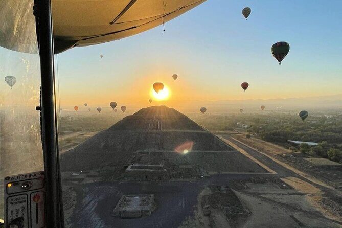 Teotihuacán Hot Air Balloons from We Fly - Start at We Fly Teotihuacán: coffee, bathrooms, and calm before lift-off