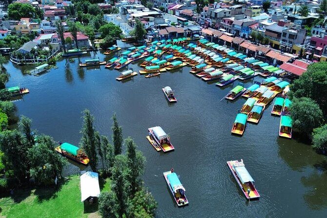 Trajinera ride in Xochimilco - The Boat Ride Plan: How Your Free Time Works in Xochimilco