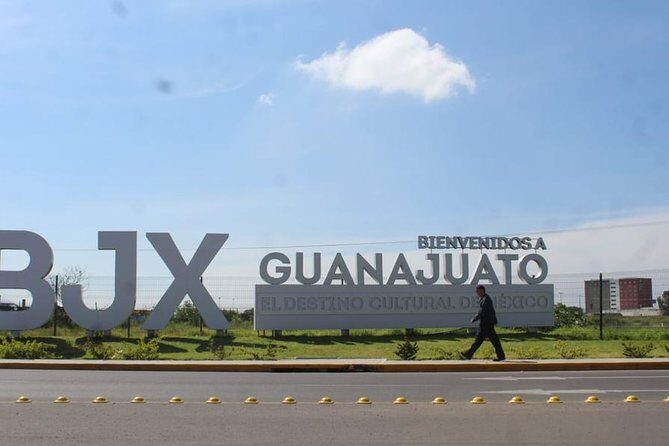 Transportation between Bajio Airport and Guanajuato Capital - Arrivals-hall pickup with a name sign: the part that matters most