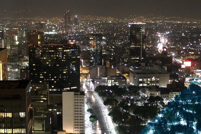 Viewpoint Torre Latino Panoramic view of Mexico City - Getting to the ticket redemption point in Centro Histórico