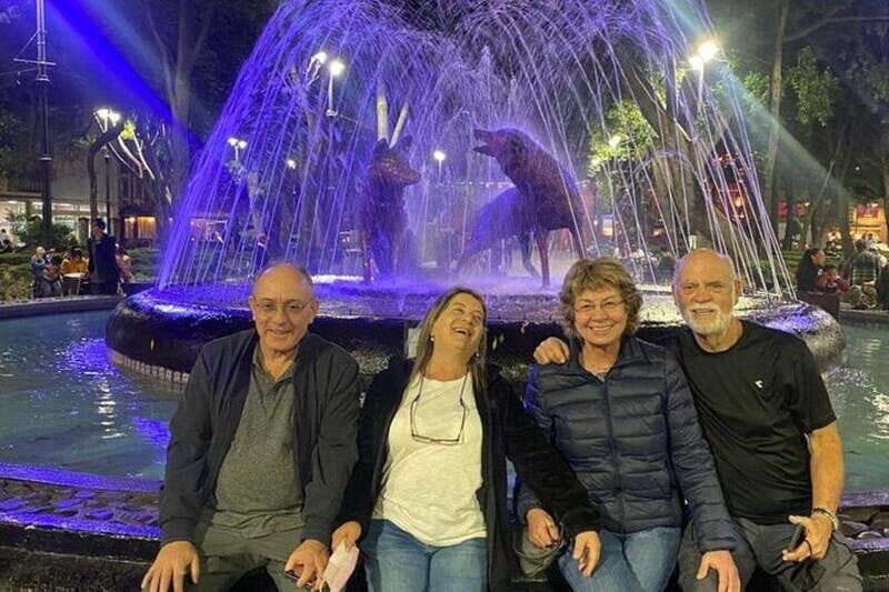 Xochimilco floating gardens, Coyoacan and UNAM murals - What to do with the tour’s included structure