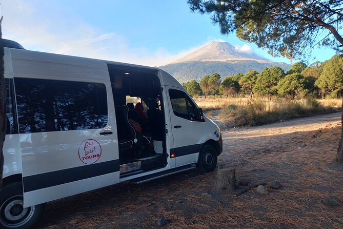 Hiking Excursion to the Iztaccíhuatl Volcano from Puebla - Weather and visibility: how to plan when the clouds roll in