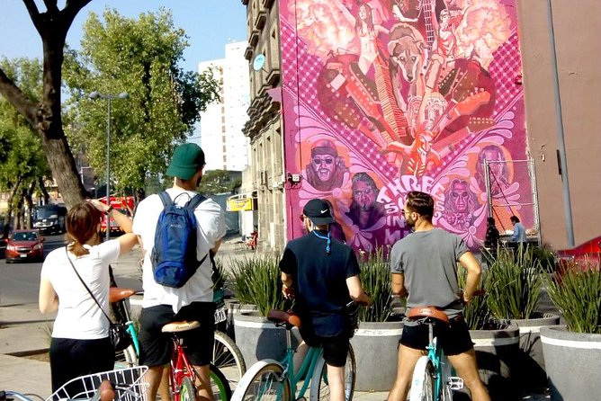 Mexico City; ART NACO : Murals & Street Art Bike Tour - What you actually eat on this tour: tacos, tlacoyos, gorditas, and more