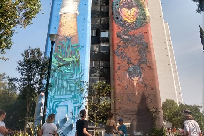 Mexico City; ART NACO : Murals & Street Art Bike Tour - Safety on Mexico City streets: why the staff setup matters
